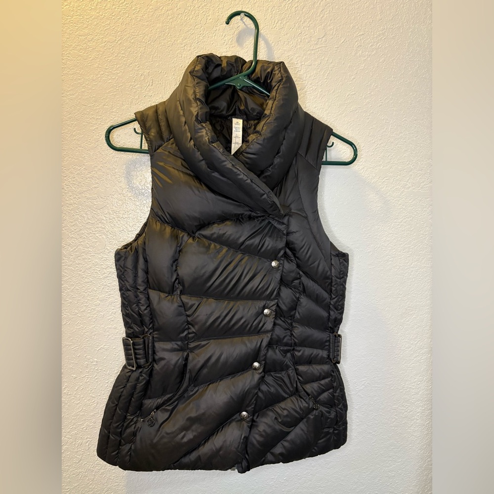 Lululemon Rare Get Down Reversible Vest
